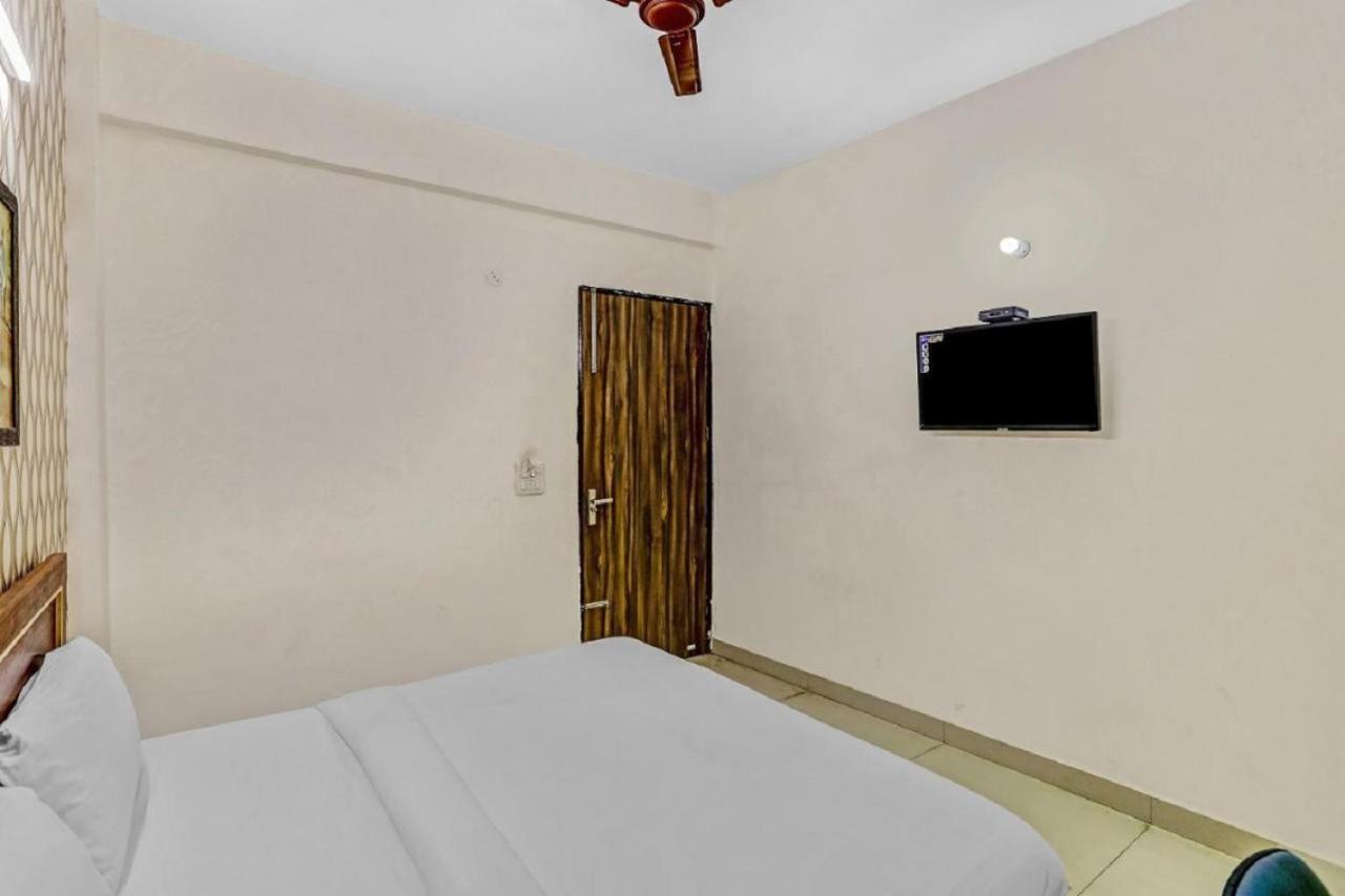 Hotel Noida Continental 외부 사진