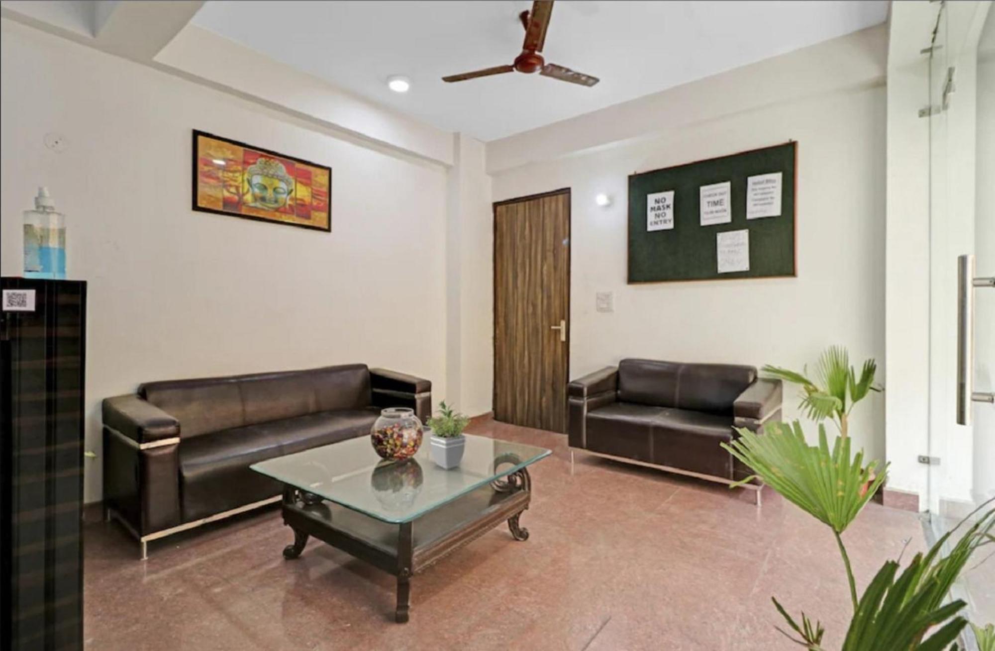 Hotel Noida Continental 외부 사진